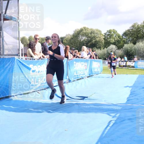 25.08.2024 - Elbe Triathlon Hamburg H.Heesch http://msf.ph/oto/6879475 25.08.2024 12:16:22 Ziel 1471, 1583, 1667 meine-sportfotos.de