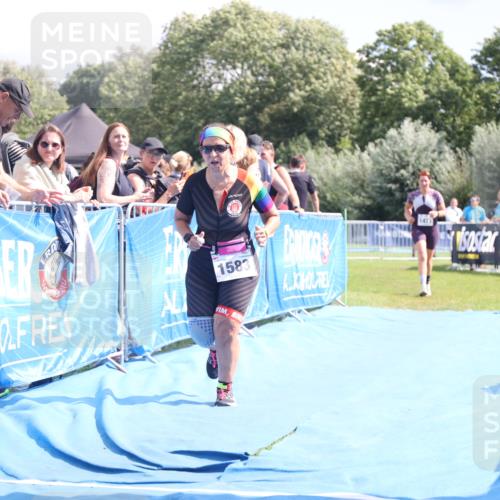 25.08.2024 - Elbe Triathlon Hamburg H.Heesch http://msf.ph/oto/6879485 25.08.2024 12:16:24 Ziel 1471, 1583, 1667 meine-sportfotos.de