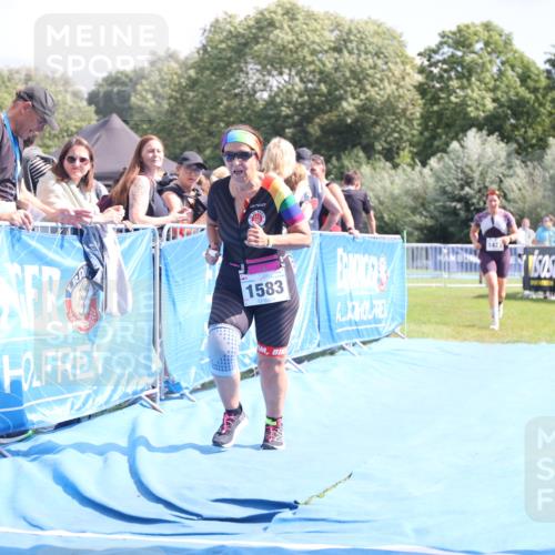 25.08.2024 - Elbe Triathlon Hamburg H.Heesch http://msf.ph/oto/6879489 25.08.2024 12:16:24 Ziel 1471, 1583, 1667 meine-sportfotos.de