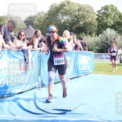 25.08.2024 - Elbe Triathlon Hamburg H.Heesch http://msf.ph/oto/6879492 25.08.2024 12:16:24 Ziel 1471, 1583, 1667 meine-sportfotos.de