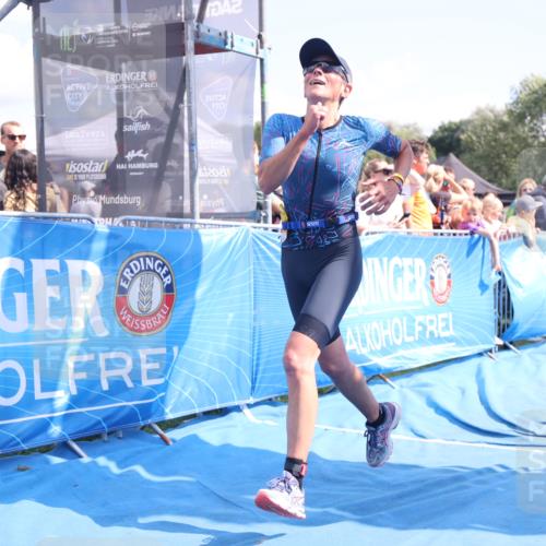 25.08.2024 - Elbe Triathlon Hamburg H.Heesch http://msf.ph/oto/6879493 25.08.2024 11:51:45 Ziel 1480, 1559 meine-sportfotos.de