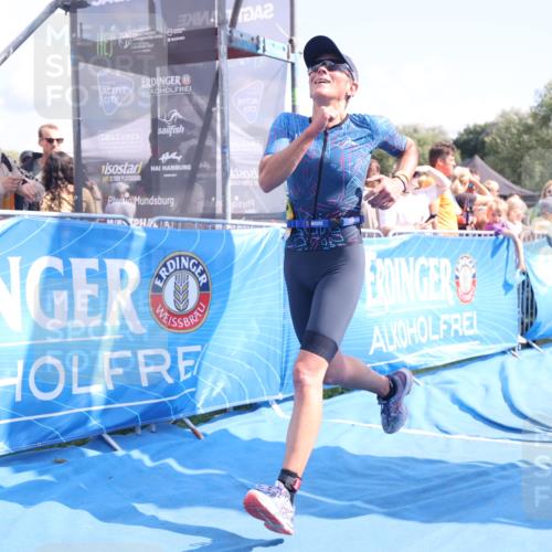 25.08.2024 - Elbe Triathlon Hamburg H.Heesch http://msf.ph/oto/6879495 25.08.2024 11:51:45 Ziel 1480, 1559 meine-sportfotos.de