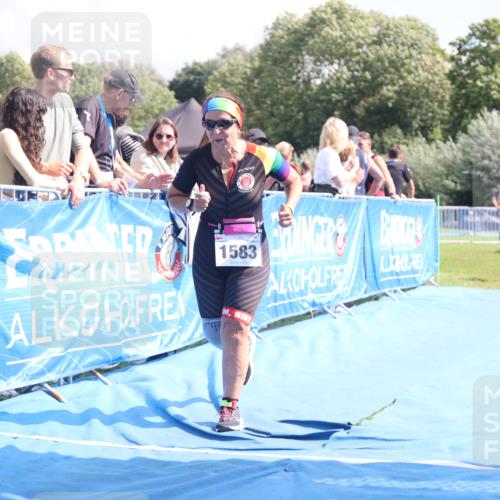 25.08.2024 - Elbe Triathlon Hamburg H.Heesch http://msf.ph/oto/6879496 25.08.2024 12:16:25 Ziel 1471, 1583, 1667 meine-sportfotos.de