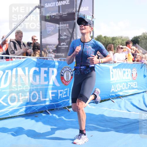 25.08.2024 - Elbe Triathlon Hamburg H.Heesch http://msf.ph/oto/6879499 25.08.2024 11:51:45 Ziel 1480, 1559 meine-sportfotos.de