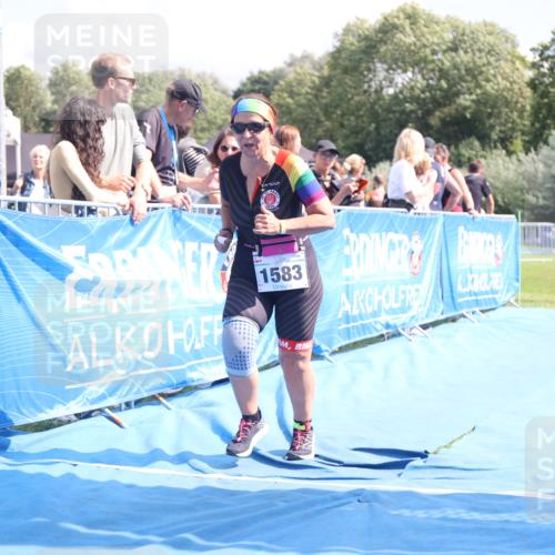 25.08.2024 - Elbe Triathlon Hamburg H.Heesch http://msf.ph/oto/6879503 25.08.2024 12:16:25 Ziel 1471, 1583, 1667 meine-sportfotos.de