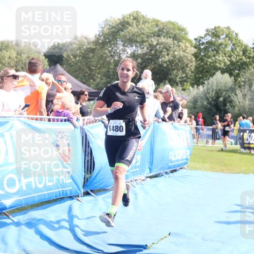 25.08.2024 - Elbe Triathlon Hamburg H.Heesch http://msf.ph/oto/6879518 25.08.2024 11:51:47 Ziel 1480, 1559 meine-sportfotos.de