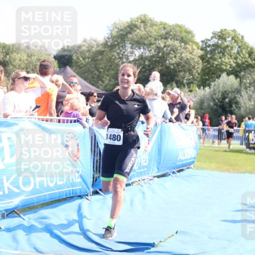 25.08.2024 - Elbe Triathlon Hamburg H.Heesch http://msf.ph/oto/6879523 25.08.2024 11:51:47 Ziel 1480, 1559 meine-sportfotos.de