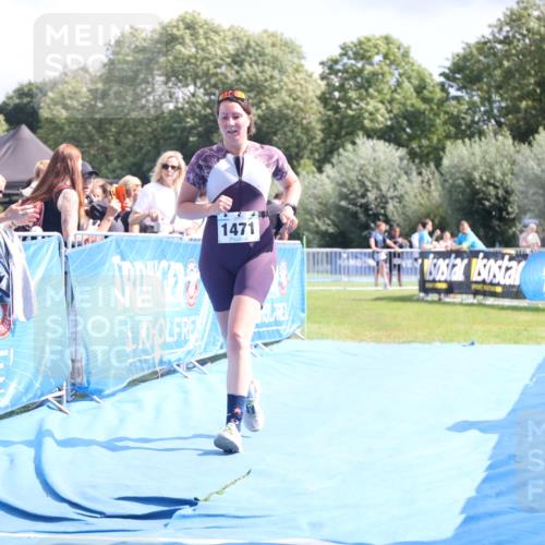 25.08.2024 - Elbe Triathlon Hamburg H.Heesch http://msf.ph/oto/6879524 25.08.2024 12:16:28 Ziel 1471, 1583, 1667 meine-sportfotos.de