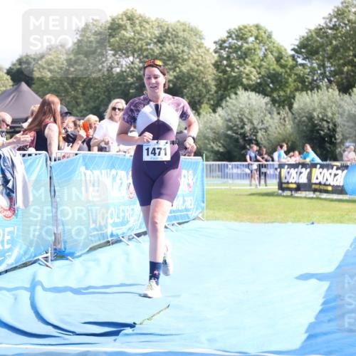 25.08.2024 - Elbe Triathlon Hamburg H.Heesch http://msf.ph/oto/6879526 25.08.2024 12:16:28 Ziel 1471, 1583, 1667 meine-sportfotos.de