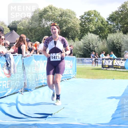 25.08.2024 - Elbe Triathlon Hamburg H.Heesch http://msf.ph/oto/6879530 25.08.2024 12:16:28 Ziel 1471, 1583, 1667 meine-sportfotos.de