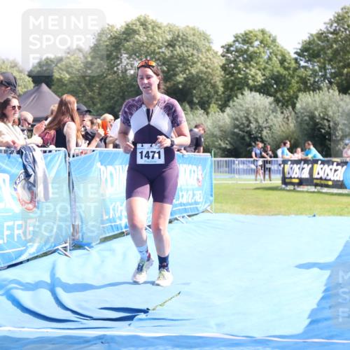 25.08.2024 - Elbe Triathlon Hamburg H.Heesch http://msf.ph/oto/6879531 25.08.2024 12:16:28 Ziel 1471, 1583, 1667 meine-sportfotos.de
