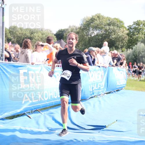 25.08.2024 - Elbe Triathlon Hamburg H.Heesch http://msf.ph/oto/6879537 25.08.2024 11:51:48 Ziel 1480, 1559, 1849 meine-sportfotos.de
