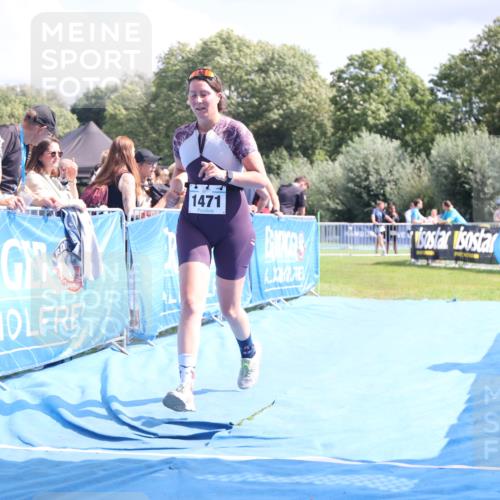 25.08.2024 - Elbe Triathlon Hamburg H.Heesch http://msf.ph/oto/6879538 25.08.2024 12:16:29 Ziel 1471, 1583, 1667 meine-sportfotos.de