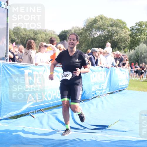 25.08.2024 - Elbe Triathlon Hamburg H.Heesch http://msf.ph/oto/6879539 25.08.2024 11:51:48 Ziel 1480, 1559, 1849 meine-sportfotos.de