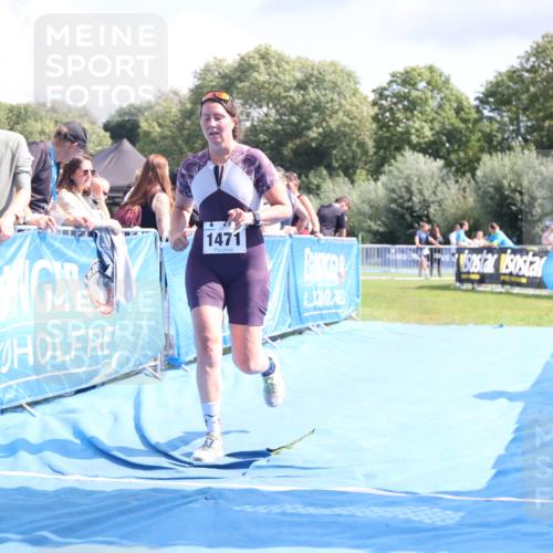 25.08.2024 - Elbe Triathlon Hamburg H.Heesch http://msf.ph/oto/6879542 25.08.2024 12:16:29 Ziel 1471, 1583, 1667 meine-sportfotos.de