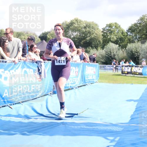 25.08.2024 - Elbe Triathlon Hamburg H.Heesch http://msf.ph/oto/6879547 25.08.2024 12:16:29 Ziel 1471, 1583, 1667 meine-sportfotos.de