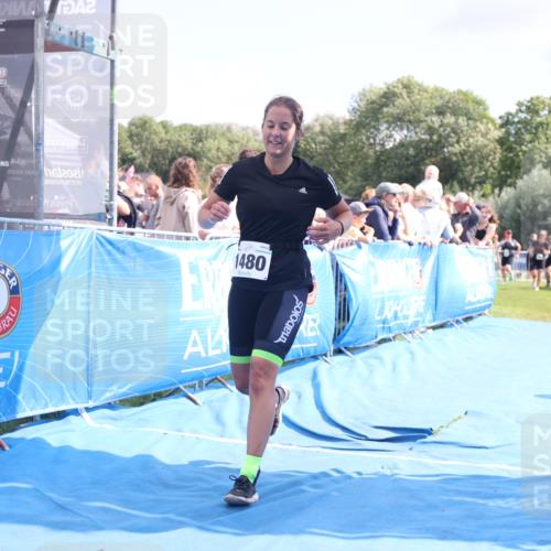 25.08.2024 - Elbe Triathlon Hamburg H.Heesch http://msf.ph/oto/6879550 25.08.2024 11:51:48 Ziel 1480, 1559, 1849 meine-sportfotos.de