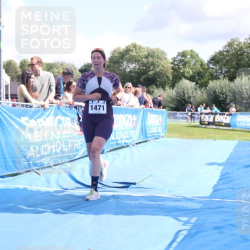 25.08.2024 - Elbe Triathlon Hamburg H.Heesch http://msf.ph/oto/6879553 25.08.2024 12:16:29 Ziel 1471, 1583, 1667 meine-sportfotos.de