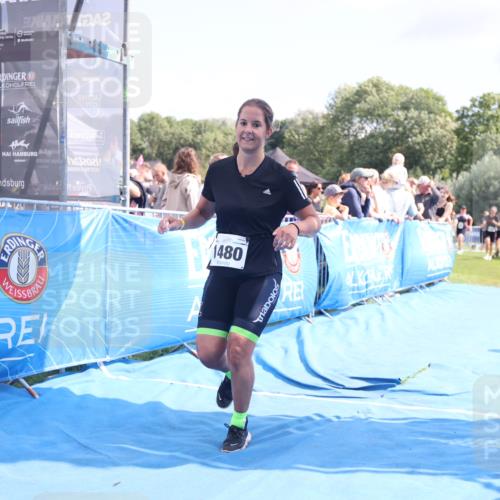 25.08.2024 - Elbe Triathlon Hamburg H.Heesch http://msf.ph/oto/6879554 25.08.2024 11:51:48 Ziel 1480, 1559, 1849 meine-sportfotos.de