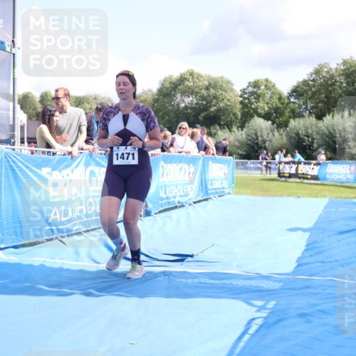 25.08.2024 - Elbe Triathlon Hamburg H.Heesch http://msf.ph/oto/6879559 25.08.2024 12:16:29 Ziel 1471, 1583, 1667 meine-sportfotos.de