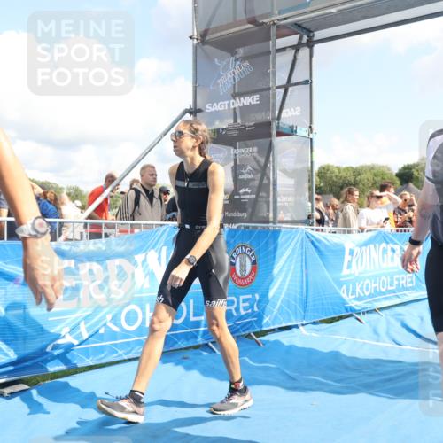 25.08.2024 - Elbe Triathlon Hamburg H.Heesch http://msf.ph/oto/6879641 25.08.2024 11:51:59 Ziel 750, 1577, 1581, 1849 meine-sportfotos.de