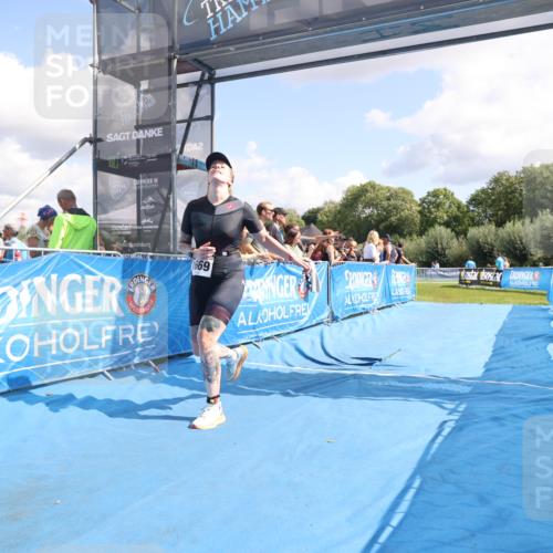 25.08.2024 - Elbe Triathlon Hamburg H.Heesch http://msf.ph/oto/6879696 25.08.2024 12:17:26 Ziel 1669 meine-sportfotos.de