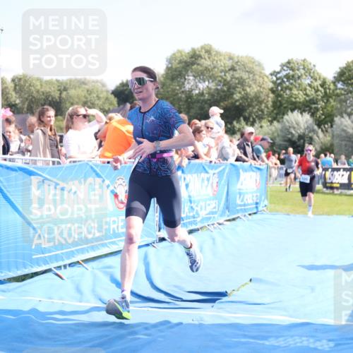 25.08.2024 - Elbe Triathlon Hamburg H.Heesch http://msf.ph/oto/6879722 25.08.2024 11:52:19 Ziel 520, 787, 1521 meine-sportfotos.de