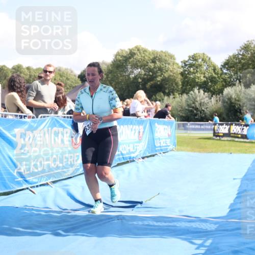 25.08.2024 - Elbe Triathlon Hamburg H.Heesch http://msf.ph/oto/6879761 25.08.2024 12:18:15 Ziel 533 meine-sportfotos.de