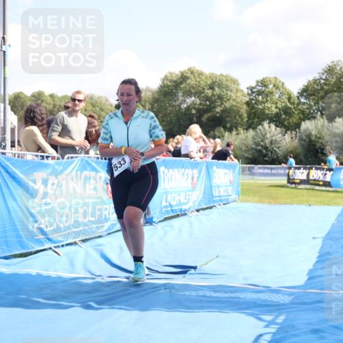 25.08.2024 - Elbe Triathlon Hamburg H.Heesch http://msf.ph/oto/6879766 25.08.2024 12:18:15 Ziel 533 meine-sportfotos.de