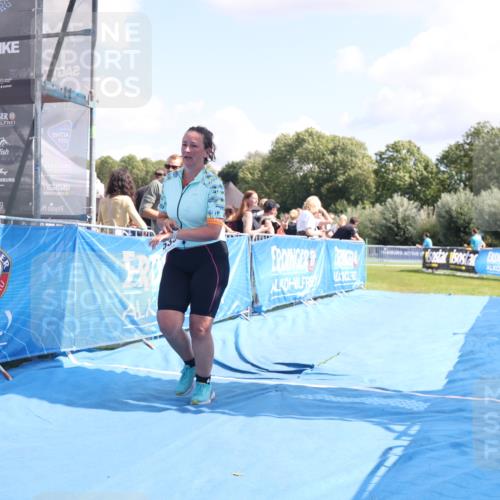 25.08.2024 - Elbe Triathlon Hamburg H.Heesch http://msf.ph/oto/6879777 25.08.2024 12:18:15 Ziel 533 meine-sportfotos.de