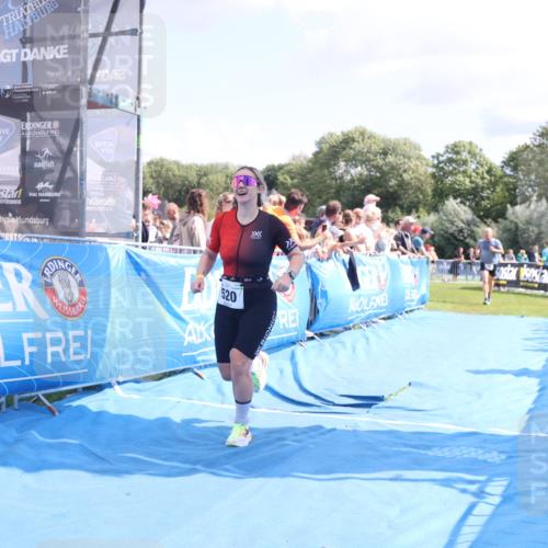 25.08.2024 - Elbe Triathlon Hamburg H.Heesch http://msf.ph/oto/6879780 25.08.2024 11:52:22 Ziel 520, 787, 1521 meine-sportfotos.de