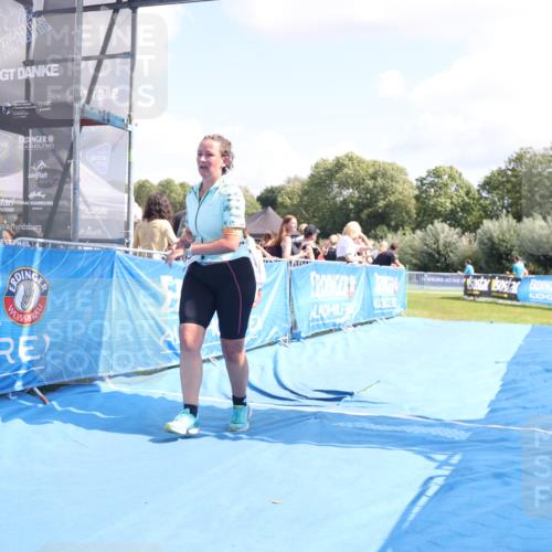 25.08.2024 - Elbe Triathlon Hamburg H.Heesch http://msf.ph/oto/6879781 25.08.2024 12:18:15 Ziel 533 meine-sportfotos.de