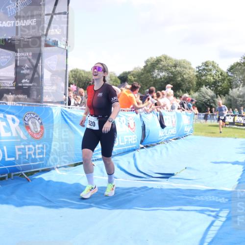 25.08.2024 - Elbe Triathlon Hamburg H.Heesch http://msf.ph/oto/6879786 25.08.2024 11:52:23 Ziel 520, 787, 1521 meine-sportfotos.de