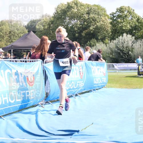 25.08.2024 - Elbe Triathlon Hamburg H.Heesch http://msf.ph/oto/6879802 25.08.2024 12:18:41 Ziel 1598 meine-sportfotos.de