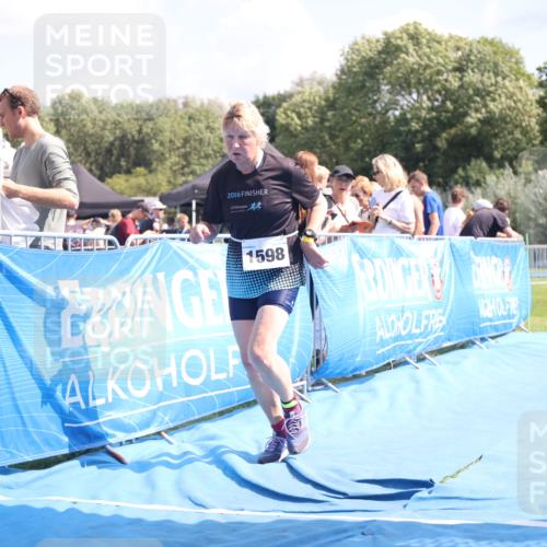 25.08.2024 - Elbe Triathlon Hamburg H.Heesch http://msf.ph/oto/6879812 25.08.2024 12:18:41 Ziel 1598 meine-sportfotos.de