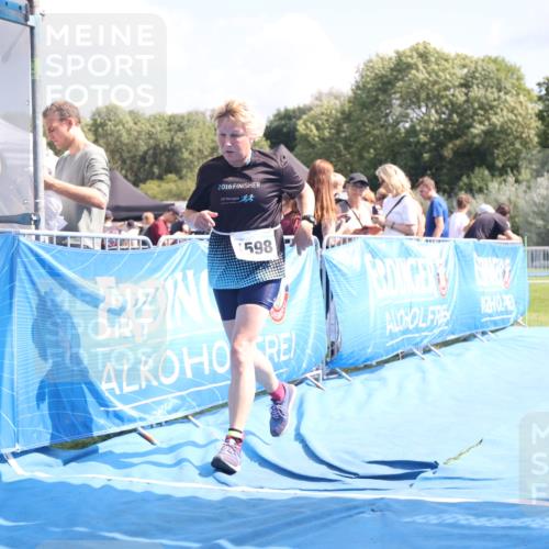 25.08.2024 - Elbe Triathlon Hamburg H.Heesch http://msf.ph/oto/6879818 25.08.2024 12:18:41 Ziel 1598 meine-sportfotos.de