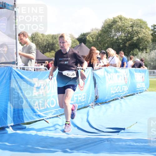 25.08.2024 - Elbe Triathlon Hamburg H.Heesch http://msf.ph/oto/6879823 25.08.2024 12:18:42 Ziel 1598 meine-sportfotos.de