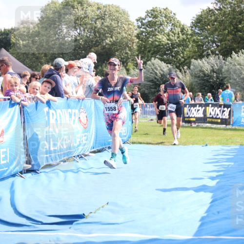 25.08.2024 - Elbe Triathlon Hamburg H.Heesch http://msf.ph/oto/6879842 25.08.2024 11:52:36 Ziel 483, 1455, 1558, 1562 meine-sportfotos.de