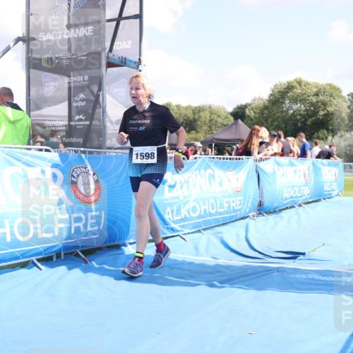 25.08.2024 - Elbe Triathlon Hamburg H.Heesch http://msf.ph/oto/6879845 25.08.2024 12:18:42 Ziel 1598 meine-sportfotos.de