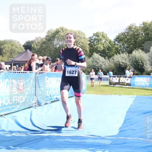 25.08.2024 - Elbe Triathlon Hamburg H.Heesch http://msf.ph/oto/6879847 25.08.2024 12:18:50 Ziel 1627, 1635 meine-sportfotos.de