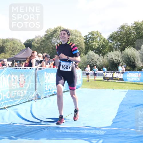 25.08.2024 - Elbe Triathlon Hamburg H.Heesch http://msf.ph/oto/6879849 25.08.2024 12:18:51 Ziel 1627, 1635 meine-sportfotos.de