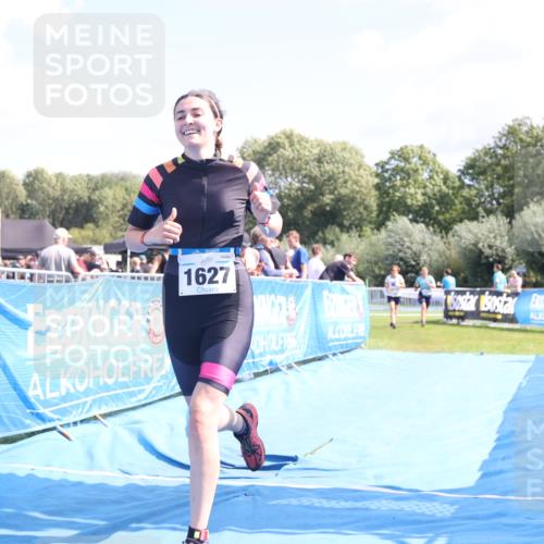 25.08.2024 - Elbe Triathlon Hamburg H.Heesch http://msf.ph/oto/6879868 25.08.2024 12:18:51 Ziel 1627, 1635 meine-sportfotos.de