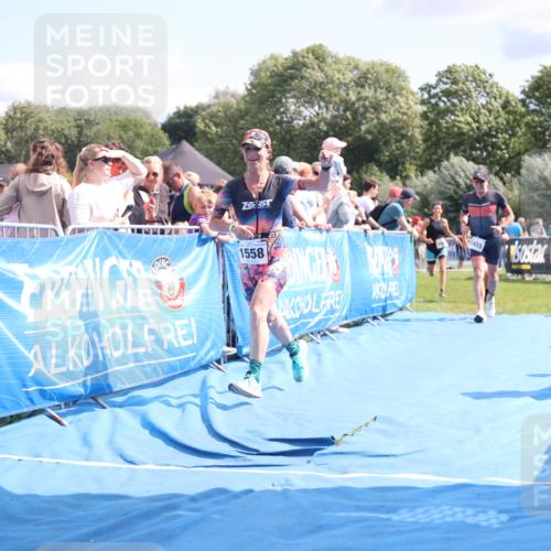 25.08.2024 - Elbe Triathlon Hamburg H.Heesch http://msf.ph/oto/6879869 25.08.2024 11:52:37 Ziel 483, 1455, 1558, 1562 meine-sportfotos.de