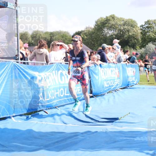 25.08.2024 - Elbe Triathlon Hamburg H.Heesch http://msf.ph/oto/6879880 25.08.2024 11:52:37 Ziel 483, 1455, 1558, 1562 meine-sportfotos.de