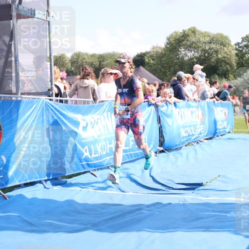 25.08.2024 - Elbe Triathlon Hamburg H.Heesch http://msf.ph/oto/6879884 25.08.2024 11:52:38 Ziel 483, 1455, 1558, 1562 meine-sportfotos.de