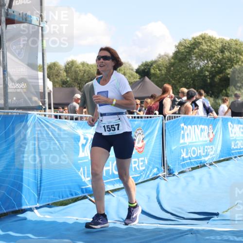 25.08.2024 - Elbe Triathlon Hamburg H.Heesch http://msf.ph/oto/6879889 25.08.2024 12:19:00 Ziel 1557, 1635 meine-sportfotos.de