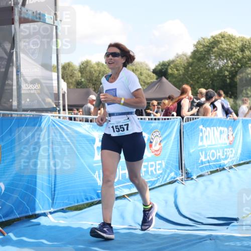 25.08.2024 - Elbe Triathlon Hamburg H.Heesch http://msf.ph/oto/6879891 25.08.2024 12:19:00 Ziel 1557, 1635 meine-sportfotos.de