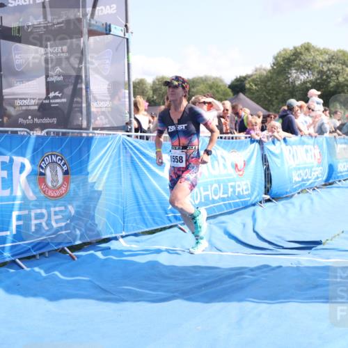 25.08.2024 - Elbe Triathlon Hamburg H.Heesch http://msf.ph/oto/6879892 25.08.2024 11:52:38 Ziel 483, 1455, 1558, 1562 meine-sportfotos.de