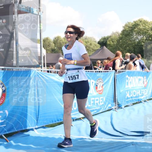 25.08.2024 - Elbe Triathlon Hamburg H.Heesch http://msf.ph/oto/6879893 25.08.2024 12:19:00 Ziel 1557, 1635 meine-sportfotos.de