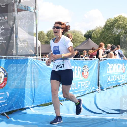 25.08.2024 - Elbe Triathlon Hamburg H.Heesch http://msf.ph/oto/6879895 25.08.2024 12:19:00 Ziel 1557, 1635 meine-sportfotos.de